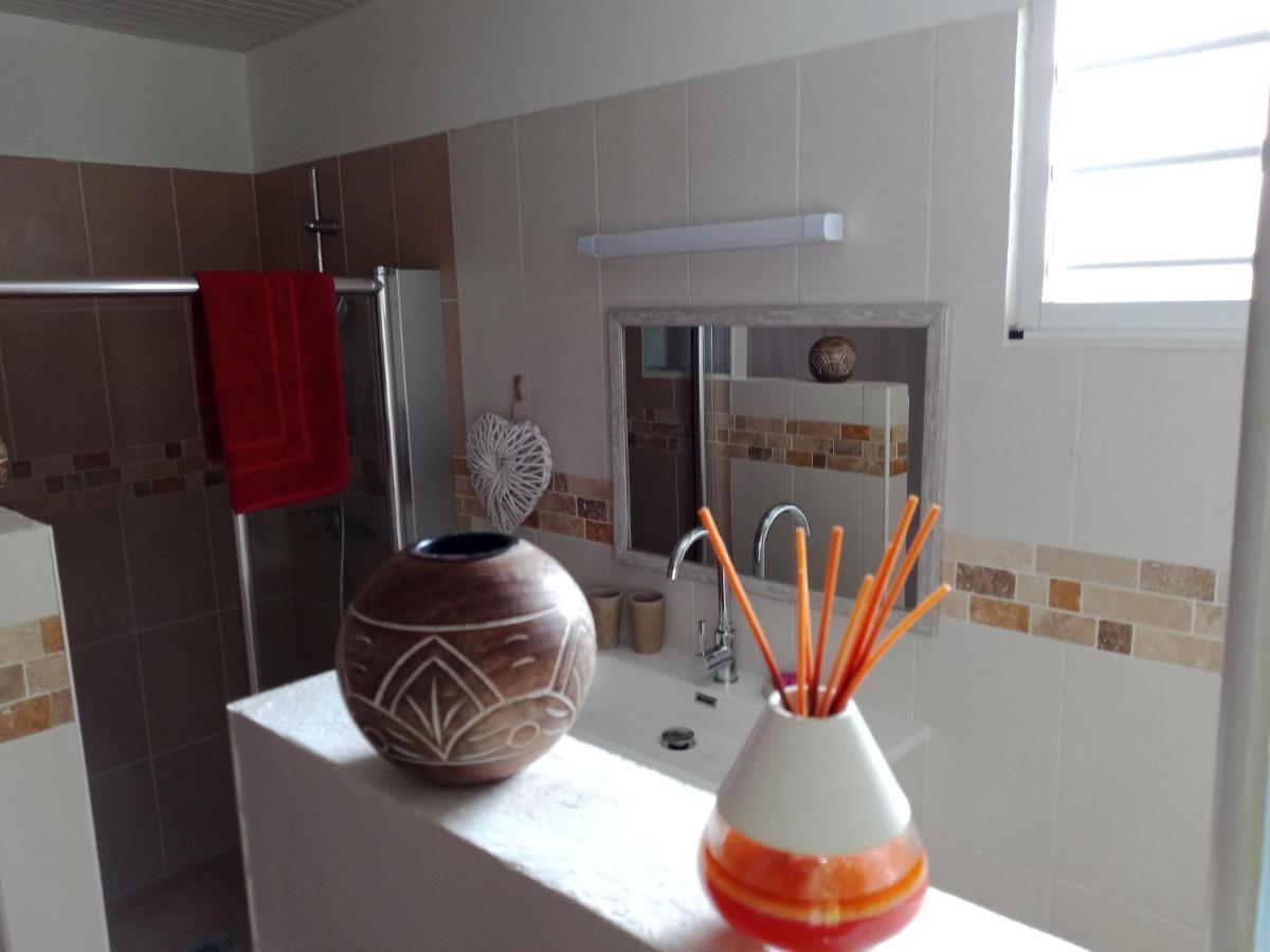 Villa Emmanuel Le Plaisir Des Vacances แซ็งต์-ลูซ ภายนอก รูปภาพ