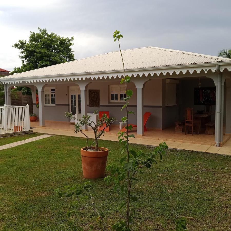 Villa Emmanuel Le Plaisir Des Vacances แซ็งต์-ลูซ ภายนอก รูปภาพ
