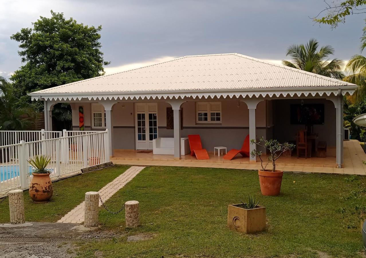 Villa Emmanuel Le Plaisir Des Vacances แซ็งต์-ลูซ ภายนอก รูปภาพ