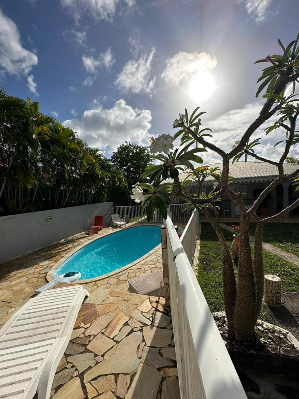 Villa Emmanuel Le Plaisir Des Vacances แซ็งต์-ลูซ ภายนอก รูปภาพ